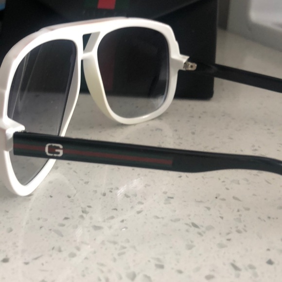 Gucci Sunglasses!! - Picture 3 of 3
